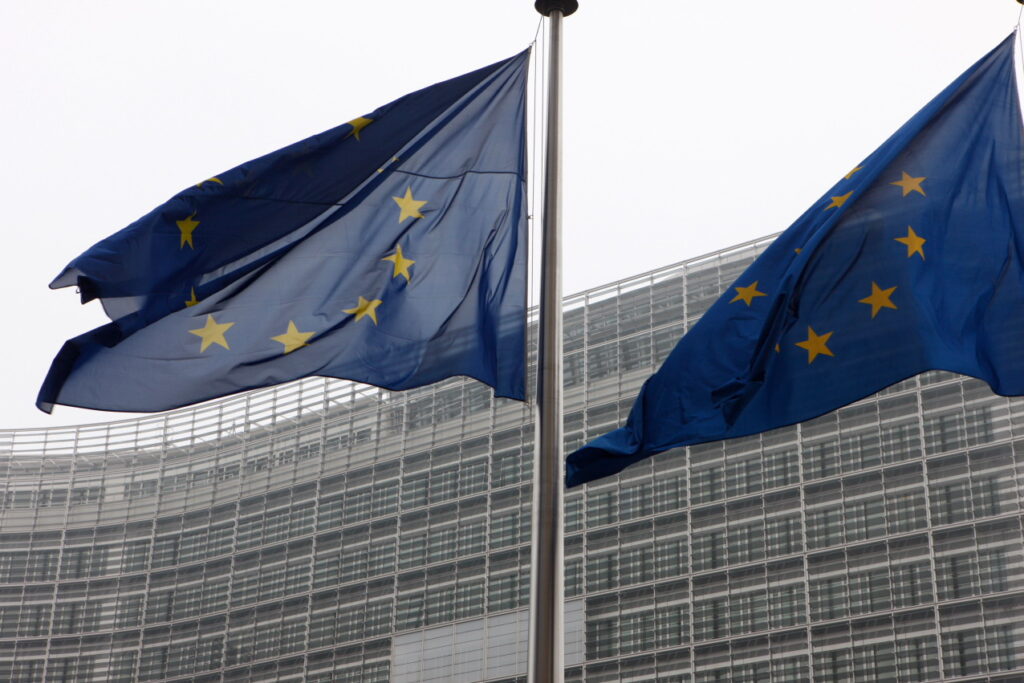 Comisia Europeană: 12 proiecte pentru relansarea pieţei unice în 2012