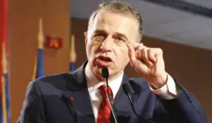 Mircea Geoană vrea convocarea Comitetului Executiv Naţional al PSD