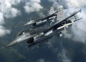 Raidul aerian turc împotriva kurzilor: informaţiile au fost furnizate de o dronă americană