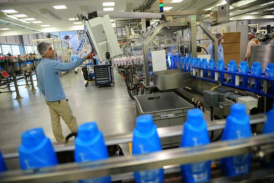 Vânzările Unilever au depăşit aşteptările analiştilor datorită pieţelor emergente