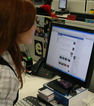 Autorităţile de la Bucureşti au cerut de la Facebook date despre anumiţi utilizatori