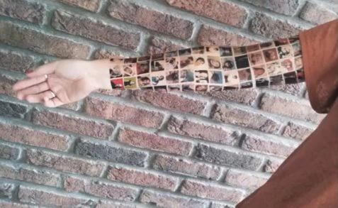 O femeie şi-a tatuat pe braţ 152 dintre prietenii ei de pe Facebook