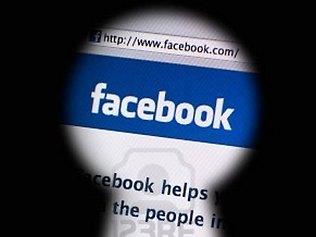 ACUZAŢIE: SUA spionează întreaga lume prin intermediul Facebook