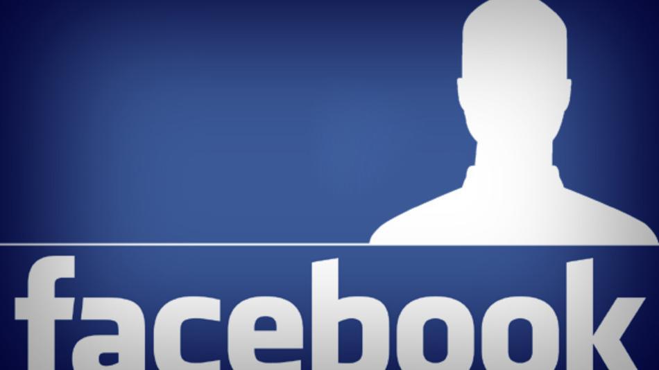 Primul român cu cont pe Facebook