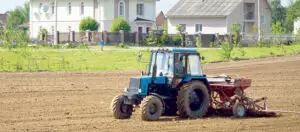 100 de milioane de euro pentru fermele agricole