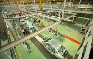 Fiat şi Chrysler vor investi 1,3 miliarde de dolari într-o fabrică în Italia
