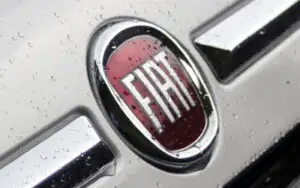 Fiat şi-a redus pierderile în Europa în ultimul trimestru din 2012