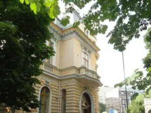 Cererea de spaţii pentru şcoli private s-a dublat: Fostul sediu al Ambasadei Siriei devine liceu
