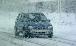 SFATURI: Cum să conduci pe timp de iarnă