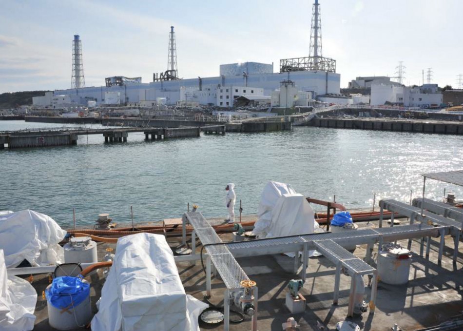 Temperatura din două reactoare de la Fukushima a scăzut sub 100 de grade Celsius
