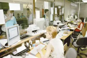 Funcţionarii publici vor fi instruiţi online