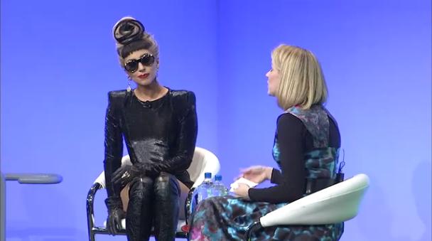 Marissa Mayer, vicepreşedinte Google, i-a luat un interviu lui Lady Gaga