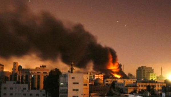 UPDATE Fâşia Gaza, atacată:130 de raiduri numai noaptea trecută, 15 morţi şi 150 de răniţi. Israelul acceptă un scurt armistiţiu