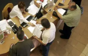 Urmează marea restructurare a centralelor bancare