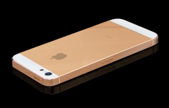 NEBUNIE Prețurile pentru telefoanele aurii iPhone 5S au luat-o razna