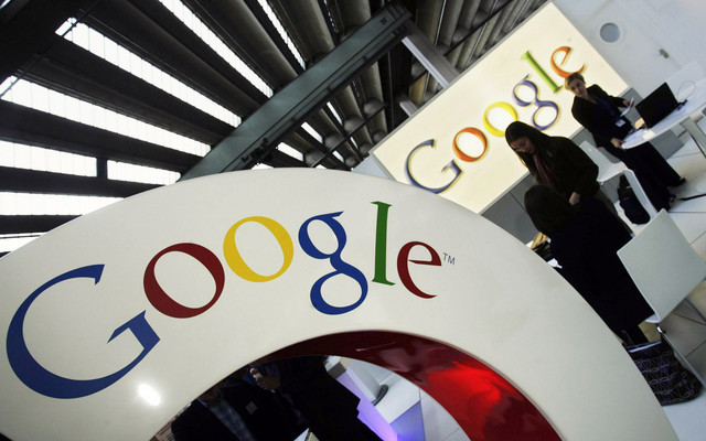 Standard & Poor’s recomandă investitorilor să vândă acţiunile Google