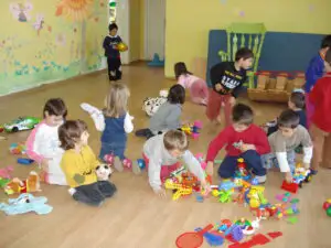 ANPC: Din 482 de grădiniţe verificate, 307 au fost găsite cu probleme