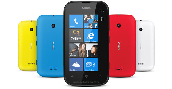 Nokia a lansat un terminal Lumia pentru ţările emergente