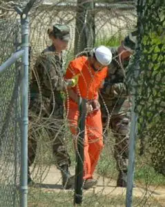 Cei cinci suspecţi din atentatele de la 11 septembrie vor fi puşi sub acuzare oficial la 5 mai