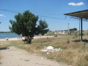 Igiena, lecție neînvățată în România: 3 din 10 români nu au acces la rețeaua de salubritate