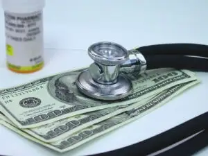 Costul diagnosticării şi tratamentului de cancer va creşte cu peste 60% în următorii 10 ani