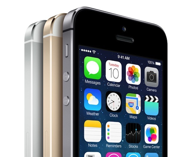 Cosmote introduce iPhone 5s şi iPhone 5c în portofoliu