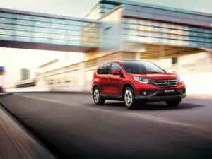 (P) Noul Honda CR-V: Sportivitatea unei mașini compacte într-un SUV elegant și sigur