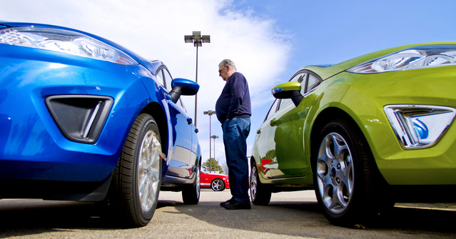 Taxa auto impulsionează importurile de maşini second hand