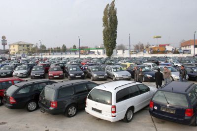10.000 de maşini sunt înmatriculate anual în Sibiu