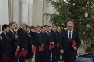 DEUTSCHE WELLE: Guvern de penali, de sfertodocţi şi de incompetenţi