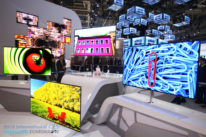 CES 2012: Samsung a dezvăluit cel mai mare televizor OLED destinat pieței