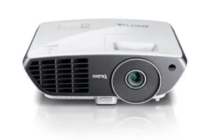 BenQ vinde cele mai multe proiectoare 3D