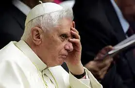 Demnitari şi clerici din întreaga lume îşi manifestă respectul şi surpriza faţă de decizia papei Benedict al XVI-lea de a se retrage