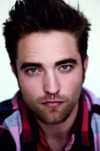 Eroul din Twilight, noua imagine a parfumului Dior Homme