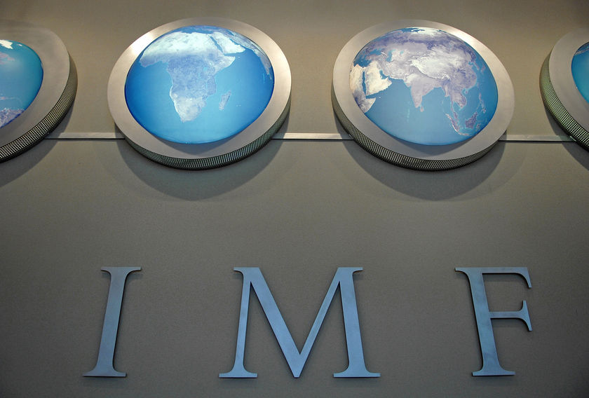 Egiptul reia discuţiile cu FMI privind acordarea unui împrumut de 4,8 miliarde de dolari
