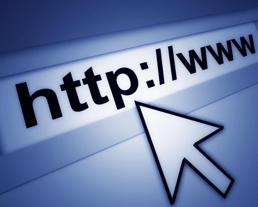 119 persoane condamnate pentru că au folosit internetul