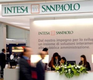 Intesa va concedia 3.000 de angajaţi până în 2013