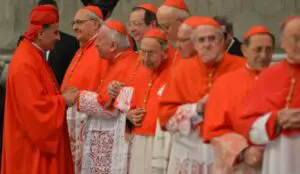 Noul papă va fi ales de un conclav compus din 120 de cardinali