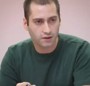Educație cu sila, dezvoltare durabilă cu mila