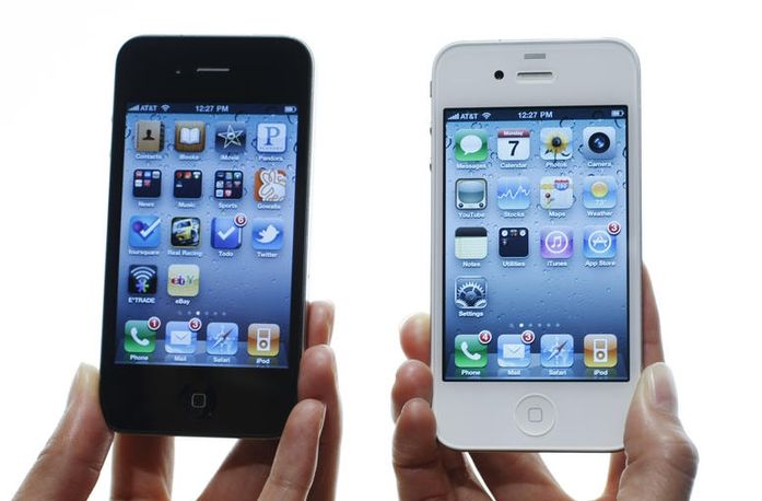 De unde este mai ieftin să iei iPhone 4: Orange, Vodafone sau Cosmote?