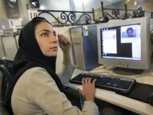 Ţara care renunţă la Internet până în 2013