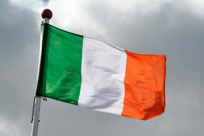 Irlanda cere UE să-i preia o parte din datorii