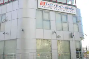 Banca Italo Romena a lansat un credit pentru studii universitare şi postuniversitare