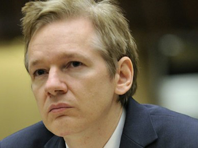Dosarele Bank of America au fost „rupte în bucăţi” de Wikileaks