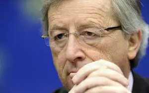 Credeaţi că nu e adevărat? Grecia şi-a pierdut suveranitatea!