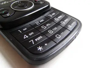 ANCOM: Vânzarea numerelor de telefon este o practică ilegală