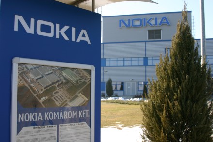 Comisia desemnată pentru analiza contractului cu Nokia discută posibilitatea sosirii unor noi investitori în parcurile industriale