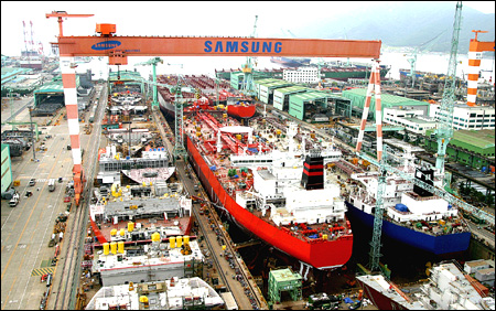 Coreea de Sud devansează China şi devine cel mai mare constructor de nave