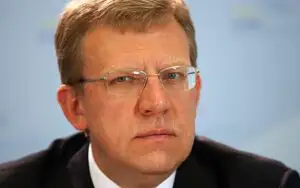 Rocada Putin-Medvedev face prima victimă: Omul care a scos Rusia din datorii