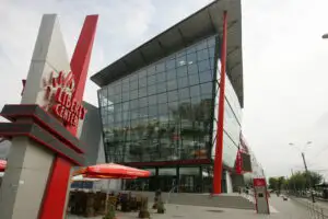 Liberty Center va fi vândut pe siteul lui Piperea